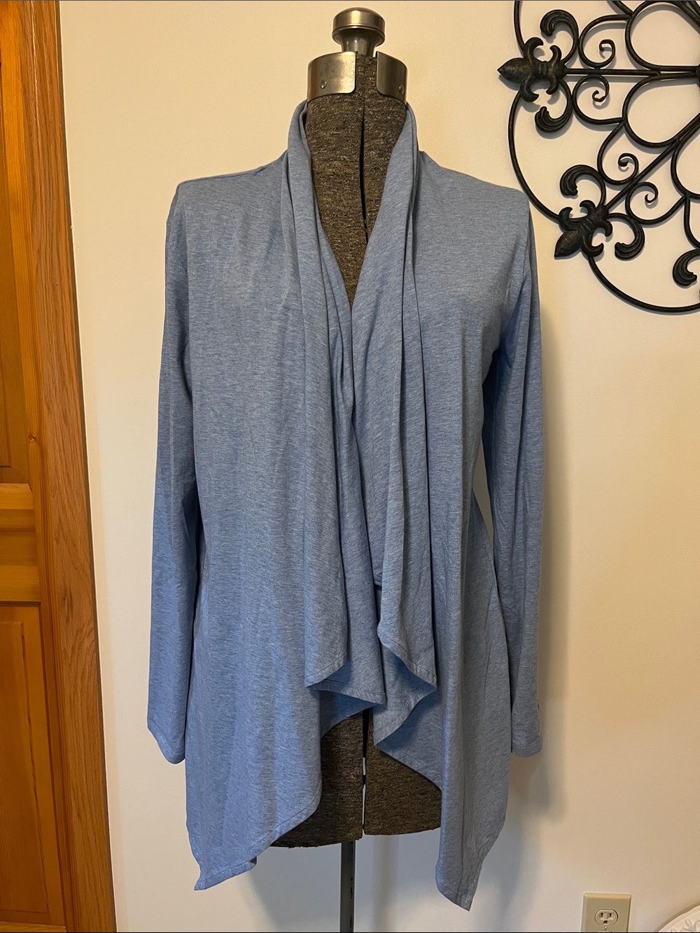 Coolibar Sky Blue Draped Open Front beach top, sun protection, M